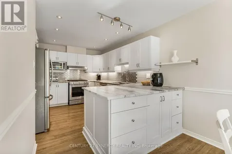 32 Innesbrook Court Ottawa ON K2S 1C7