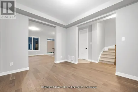 308 Crossway Terrace Ottawa ON K2S 2Y8