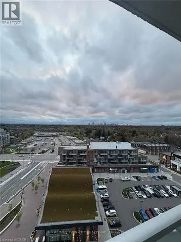220 Missinnihe Way Mississauga ON L5H 0A9