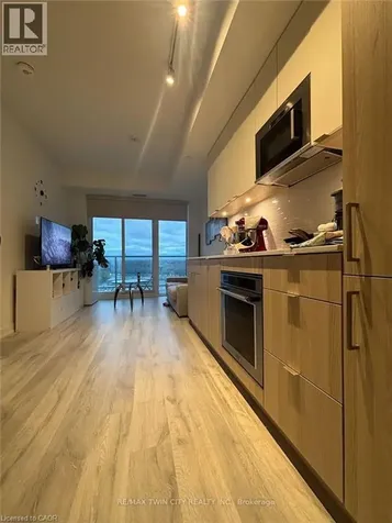 220 Missinnihe Way Mississauga ON L5H 0A9
