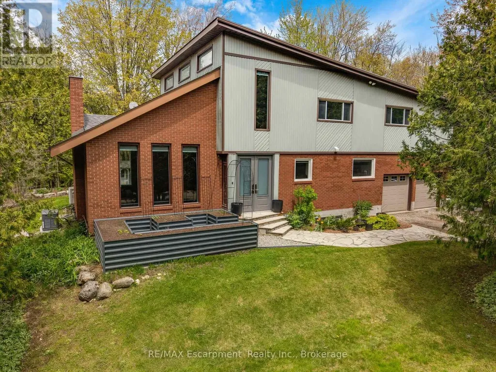 2092 Highway 6 Hamilton ON N0B 2J0