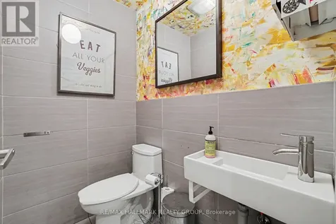 225 Strathcona Avenue Ottawa ON K1S 3T4