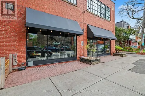 225 Strathcona Avenue Ottawa ON K1S 3T4