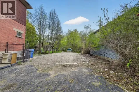 121 Elizabeth Street Guelph ON N1E 2X4