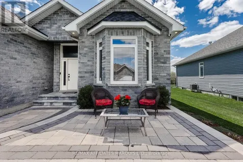 22 Hilda Street South Stormont ON K0C 1P0