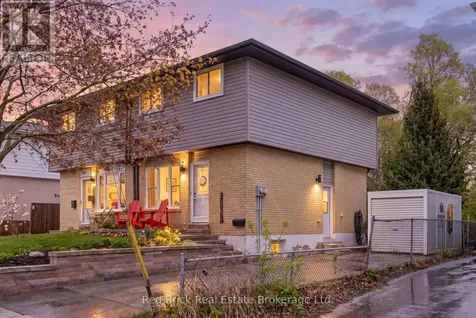 51 Clemens Avenue Cambridge ON N3C 2W6