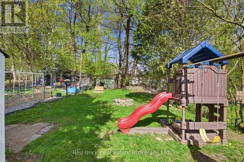 51 Clemens Avenue Cambridge ON N3C 2W6
