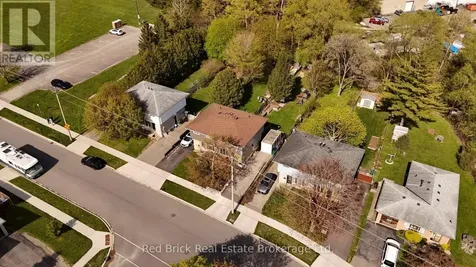 51 Clemens Avenue Cambridge ON N3C 2W6