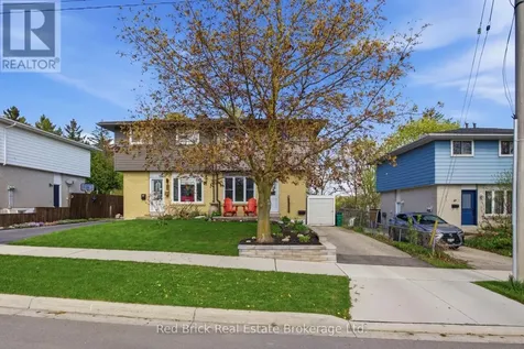 51 Clemens Avenue Cambridge ON N3C 2W6