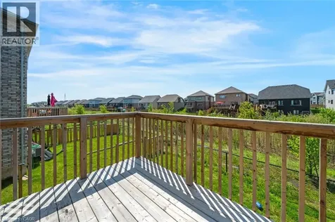 305 Vanilla Trail Thorold ON L2V 0K8