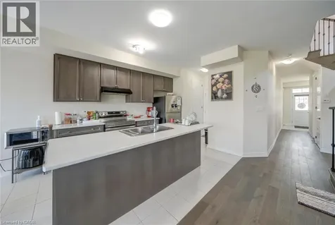 305 Vanilla Trail Thorold ON L2V 0K8