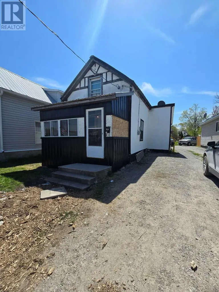 111 Andrew Street South Orillia ON L3V 5J3