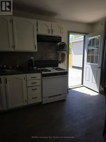 111 Andrew Street South Orillia ON L3V 5J3