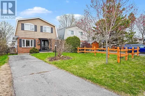62 Priam Way Ottawa ON K2H 8S8