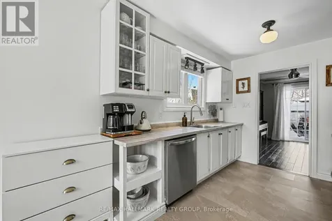 62 Priam Way Ottawa ON K2H 8S8