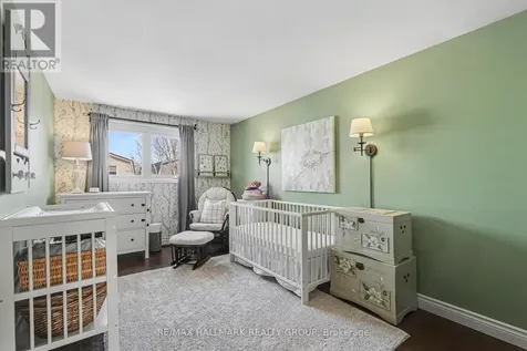 62 Priam Way Ottawa ON K2H 8S8