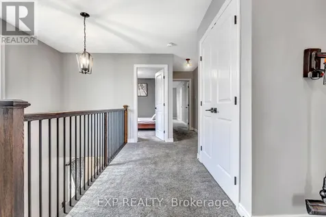 180 Jardiniere Street Ottawa ON K2S 2K1