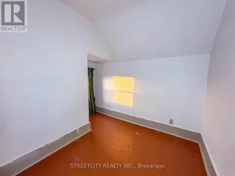 305 St Clair Street Chatham-kent ON N7L 7R1