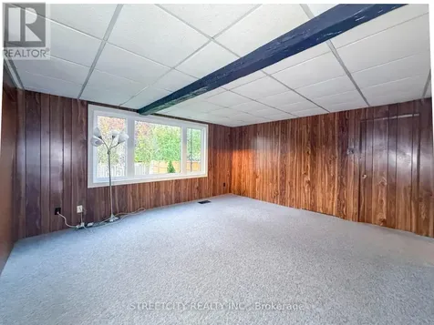 305 St Clair Street Chatham-kent ON N7L 7R1