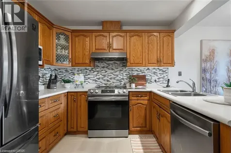 444 Burnett Avenue Cambridge ON N1T 1L3