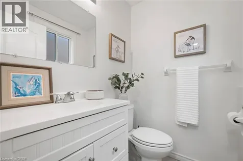 444 Burnett Avenue Cambridge ON N1T 1L3