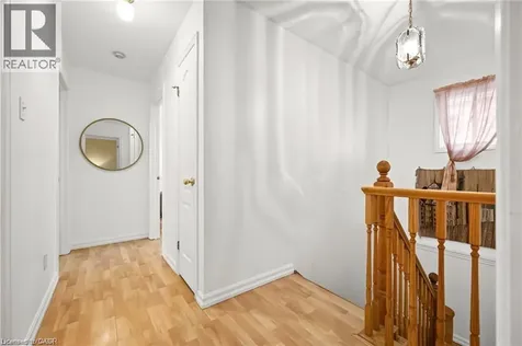 444 Burnett Avenue Cambridge ON N1T 1L3