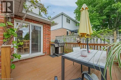 444 Burnett Avenue Cambridge ON N1T 1L3