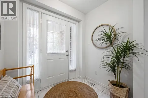 444 Burnett Avenue Cambridge ON N1T 1L3