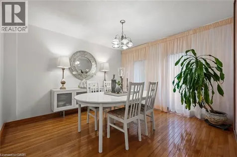 444 Burnett Avenue Cambridge ON N1T 1L3