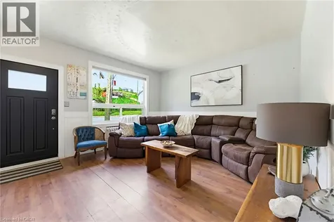 25 Beverly Street Cambridge ON N1R 3Z4