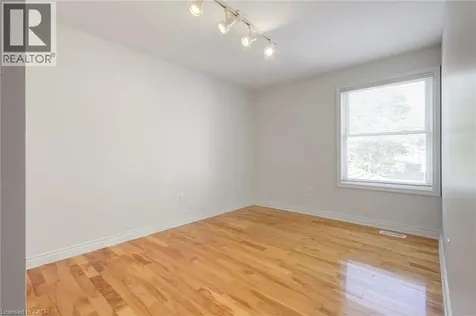 336 Queen Street South Mississauga ON L5M 1M2