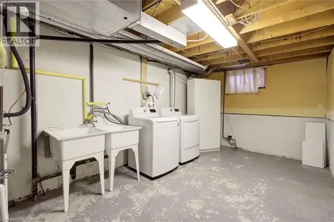 336 Queen Street South Mississauga ON L5M 1M2