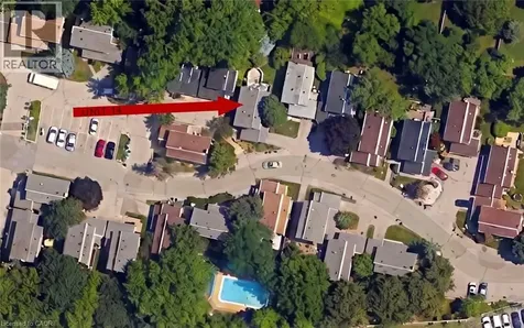 336 Queen Street South Mississauga ON L5M 1M2
