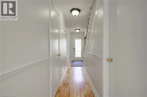 336 Queen Street South Mississauga ON L5M 1M2