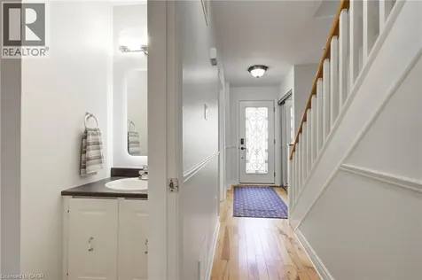 336 Queen Street South Mississauga ON L5M 1M2