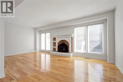 336 Queen Street South Mississauga ON L5M 1M2