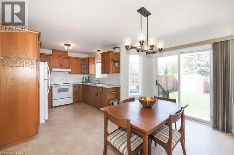 28 Bristow Creek Drive Elmira ON N3B 3K6