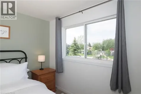 28 Bristow Creek Drive Elmira ON N3B 3K6