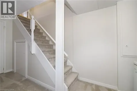 28 Bristow Creek Drive Elmira ON N3B 3K6