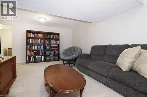 28 Bristow Creek Drive Elmira ON N3B 3K6