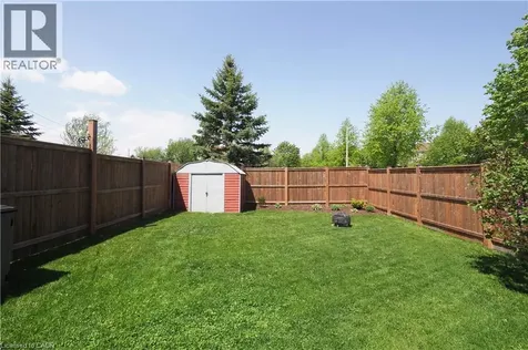 28 Bristow Creek Drive Elmira ON N3B 3K6