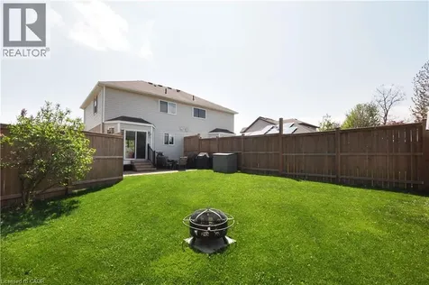 28 Bristow Creek Drive Elmira ON N3B 3K6