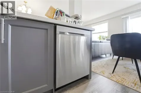 104 Laguna Village Crescent Hamilton ON L0R 1P0