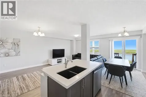 104 Laguna Village Crescent Hamilton ON L0R 1P0