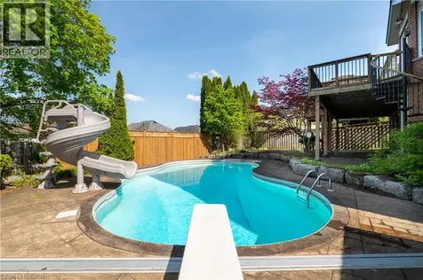 314 Old Chicopee Trail Kitchener ON N2A 4C8