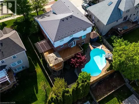 314 Old Chicopee Trail Kitchener ON N2A 4C8