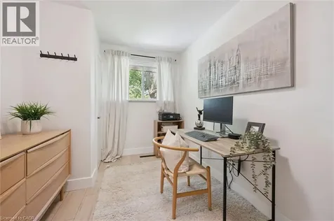 98 Chelsea Road Kitchener ON N2B 1H9