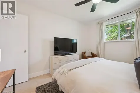 98 Chelsea Road Kitchener ON N2B 1H9