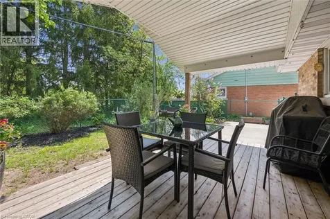 98 Chelsea Road Kitchener ON N2B 1H9
