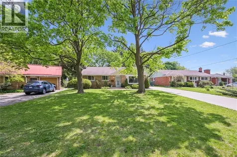 98 Chelsea Road Kitchener ON N2B 1H9